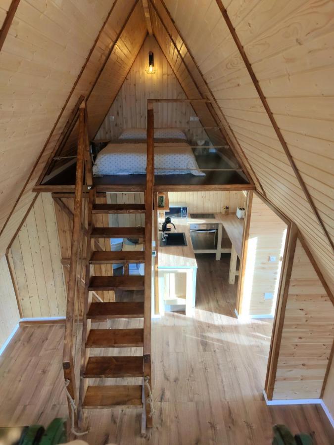 Lodge Triangle House Parang *